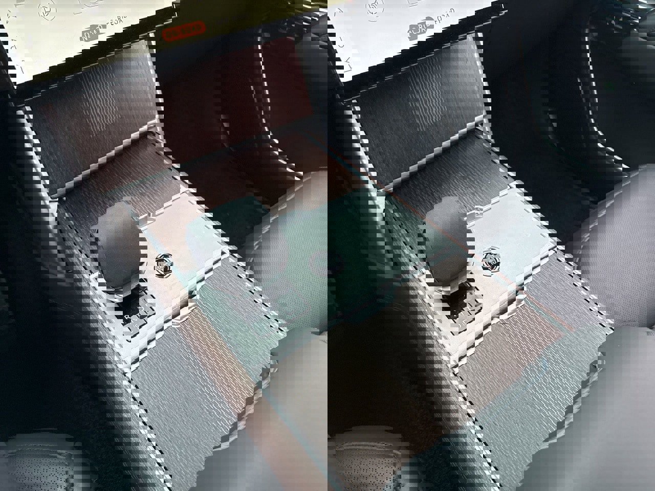 Used 2025 Land Rover Range Rover Long Wheelbase Autobiography image 19