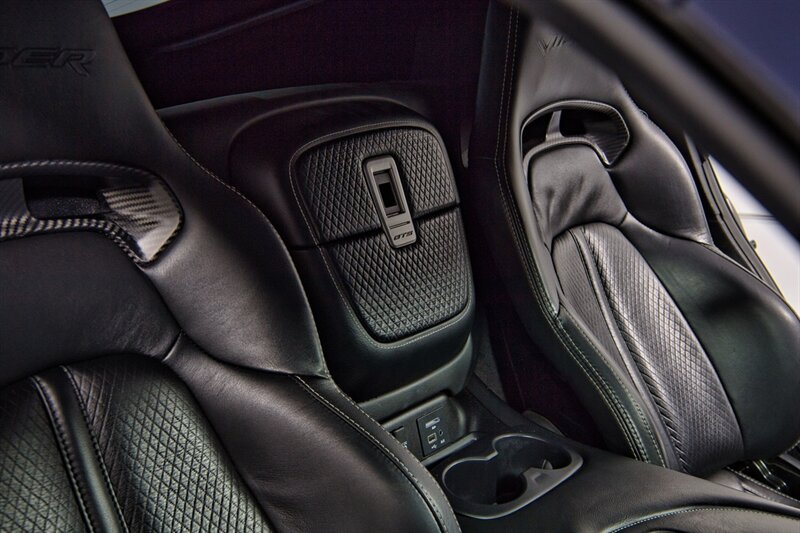 Used 2014 SRT Viper GTS w/ GTS Laguna Interior Package RWD image 34