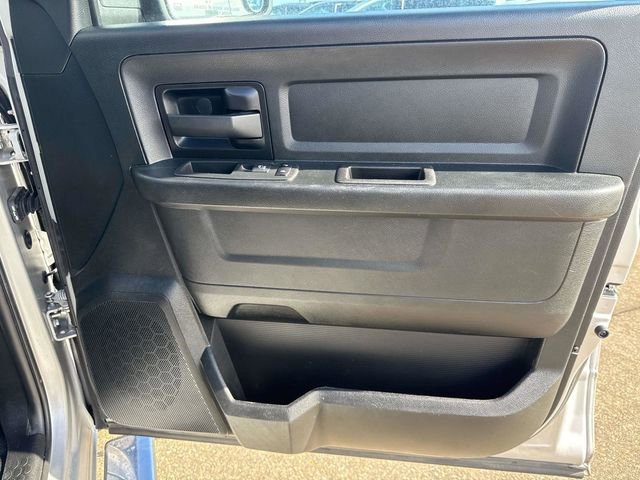 Used 2018 RAM 1500 Tradesman w/ Chrome Appearance Group image 19