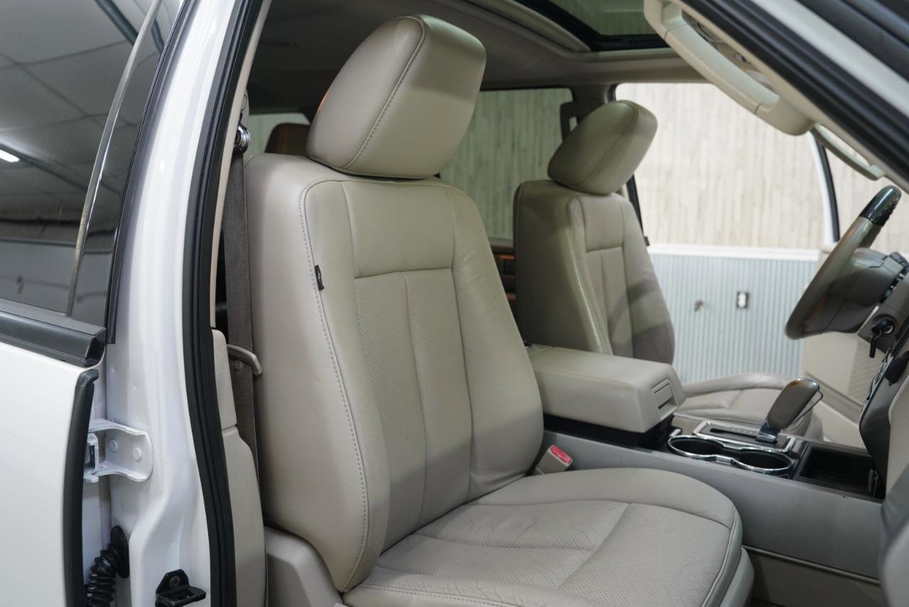 Used 2013 Ford Expedition Limited RWD image 27