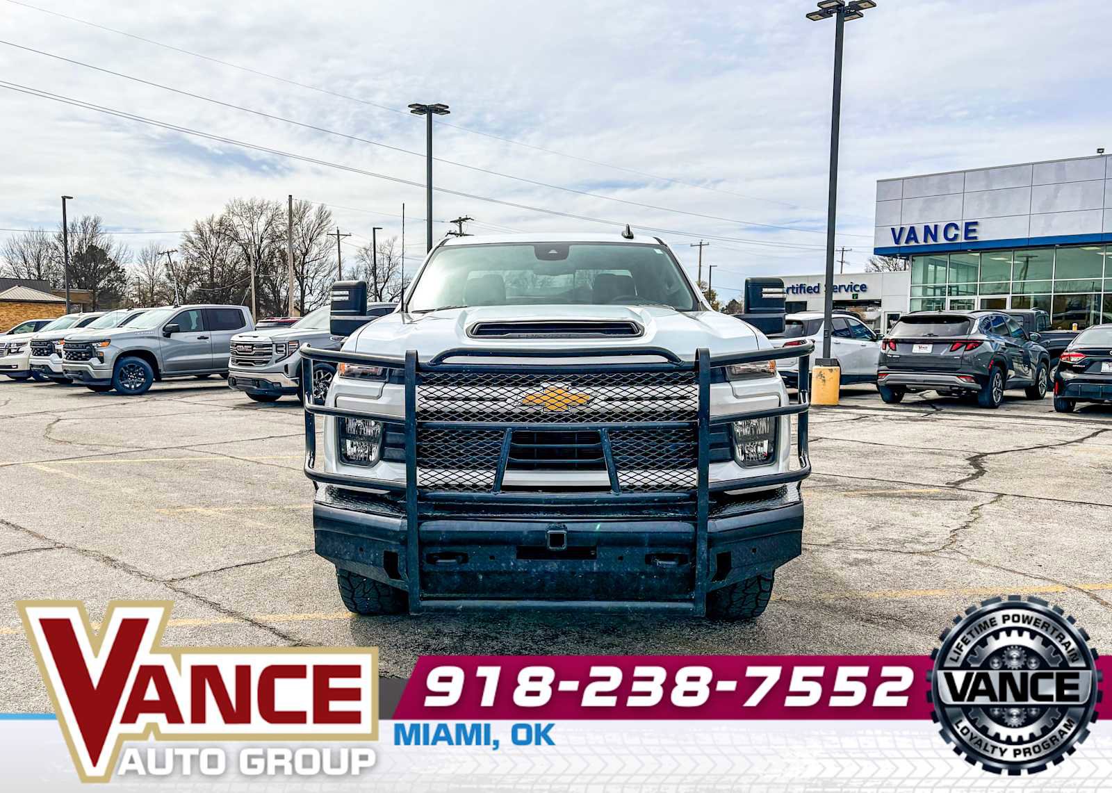 Used 2024 Chevrolet Silverado 2500 Custom w/ Custom Value Package image 2