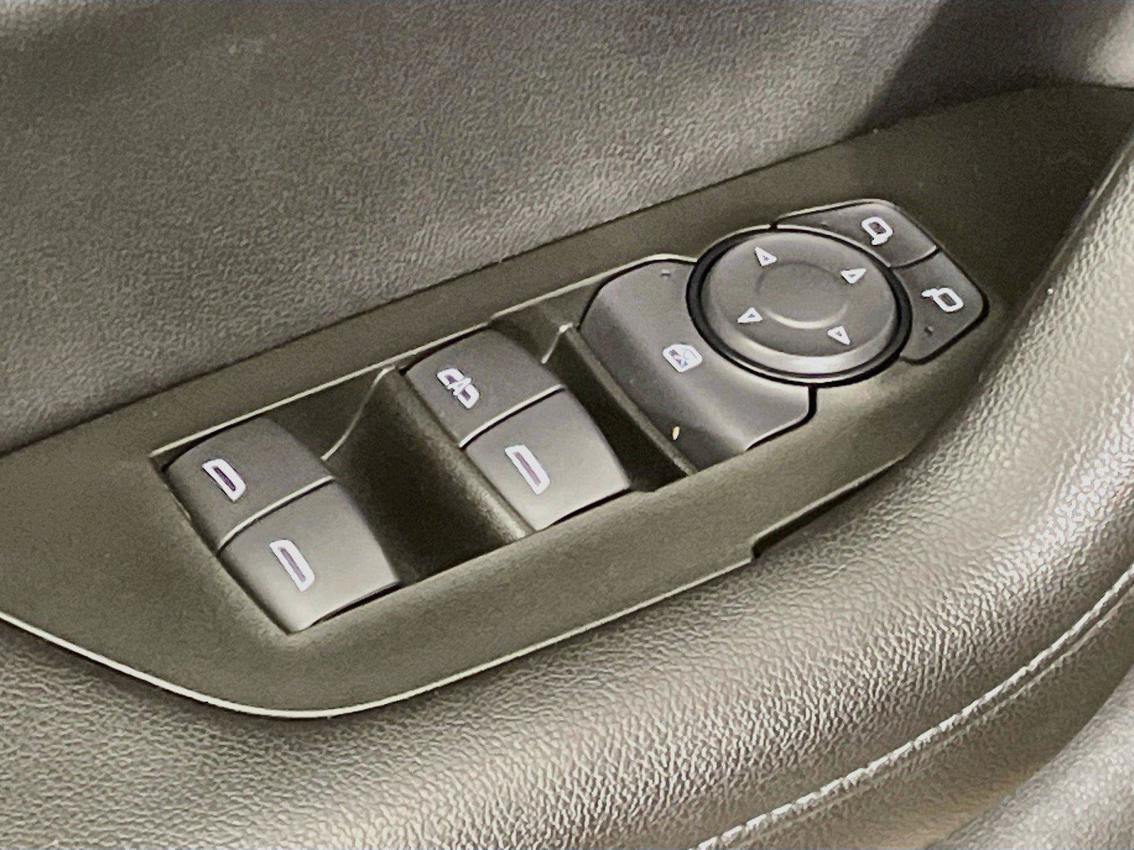Used 2021 Chevrolet Blazer LT FWD image 19