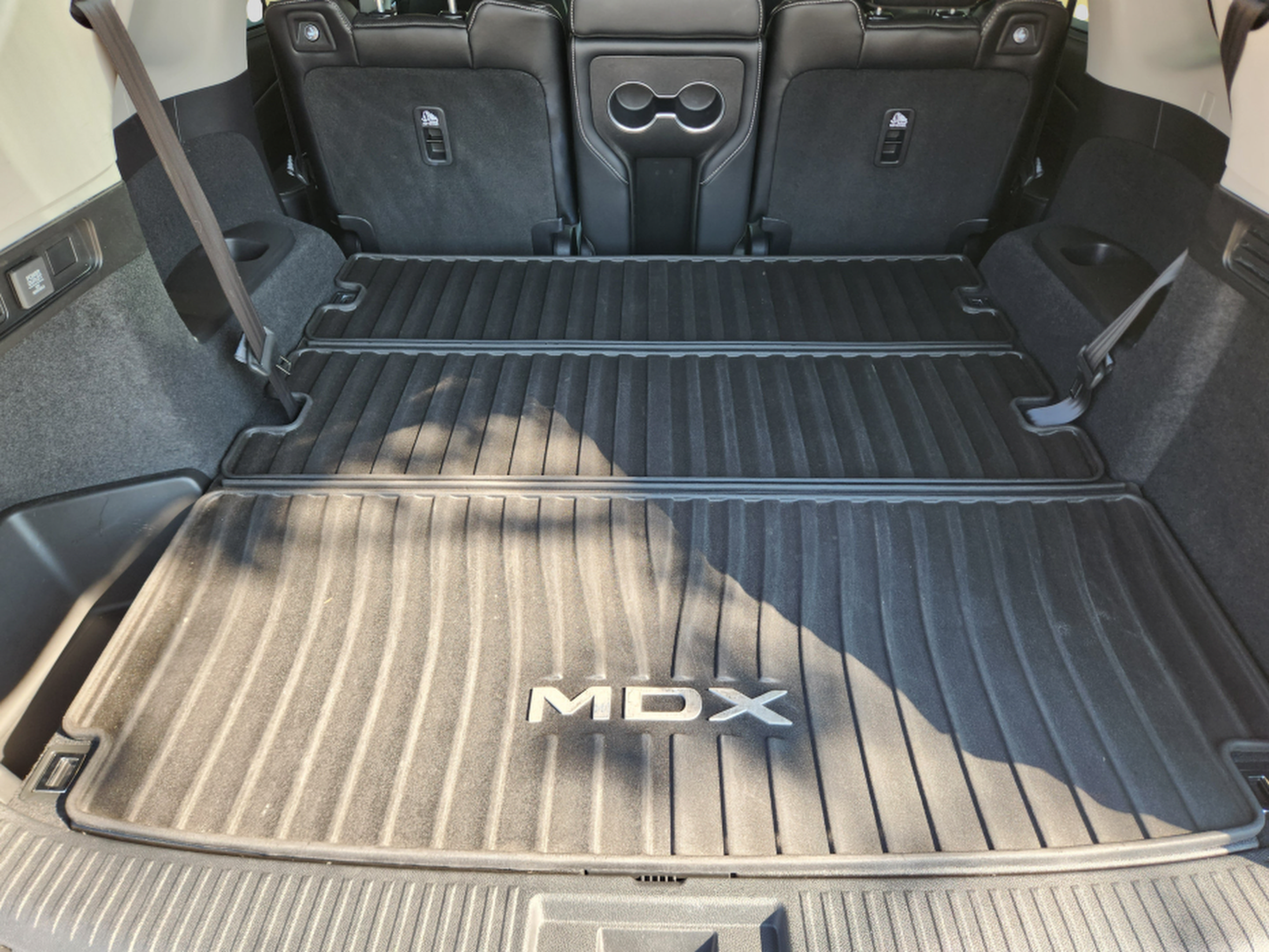 Used 2022 Acura MDX w/ Technology Package AWD/4WD image 28