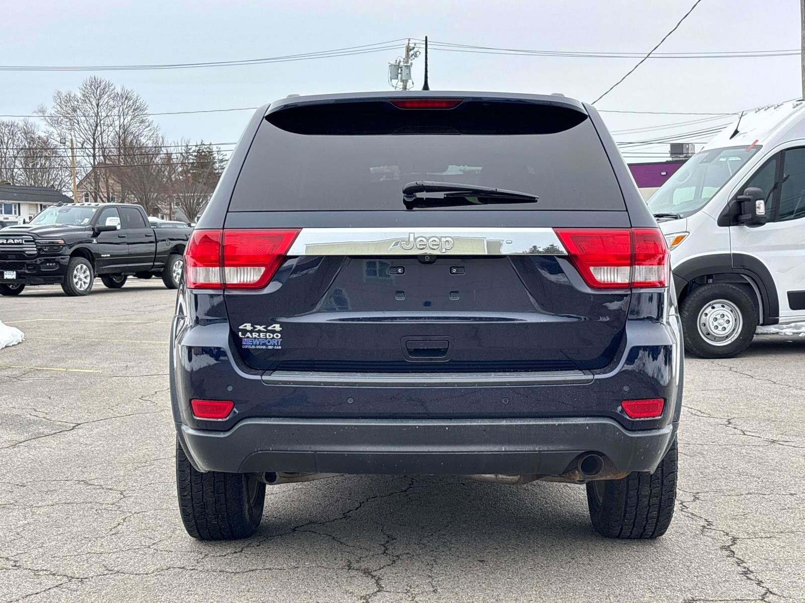 Used 2012 Jeep Grand Cherokee Laredo image 4