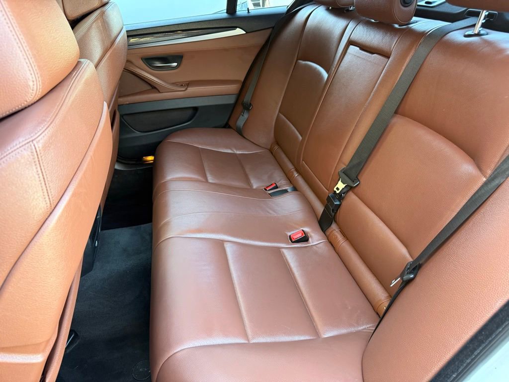 Used 2012 BMW 535i xDrive Sedan image 15