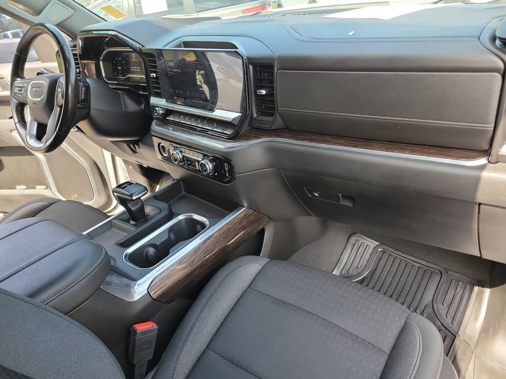 Used 2023 GMC Sierra 1500 Elevation w/ X31 Off-Road Package AWD/4WD image 14