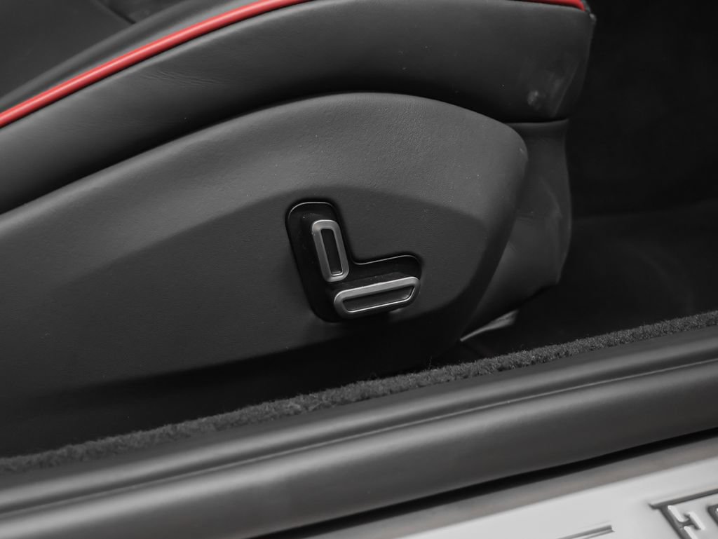 Certified 2022 Ferrari Roma RWD image 24