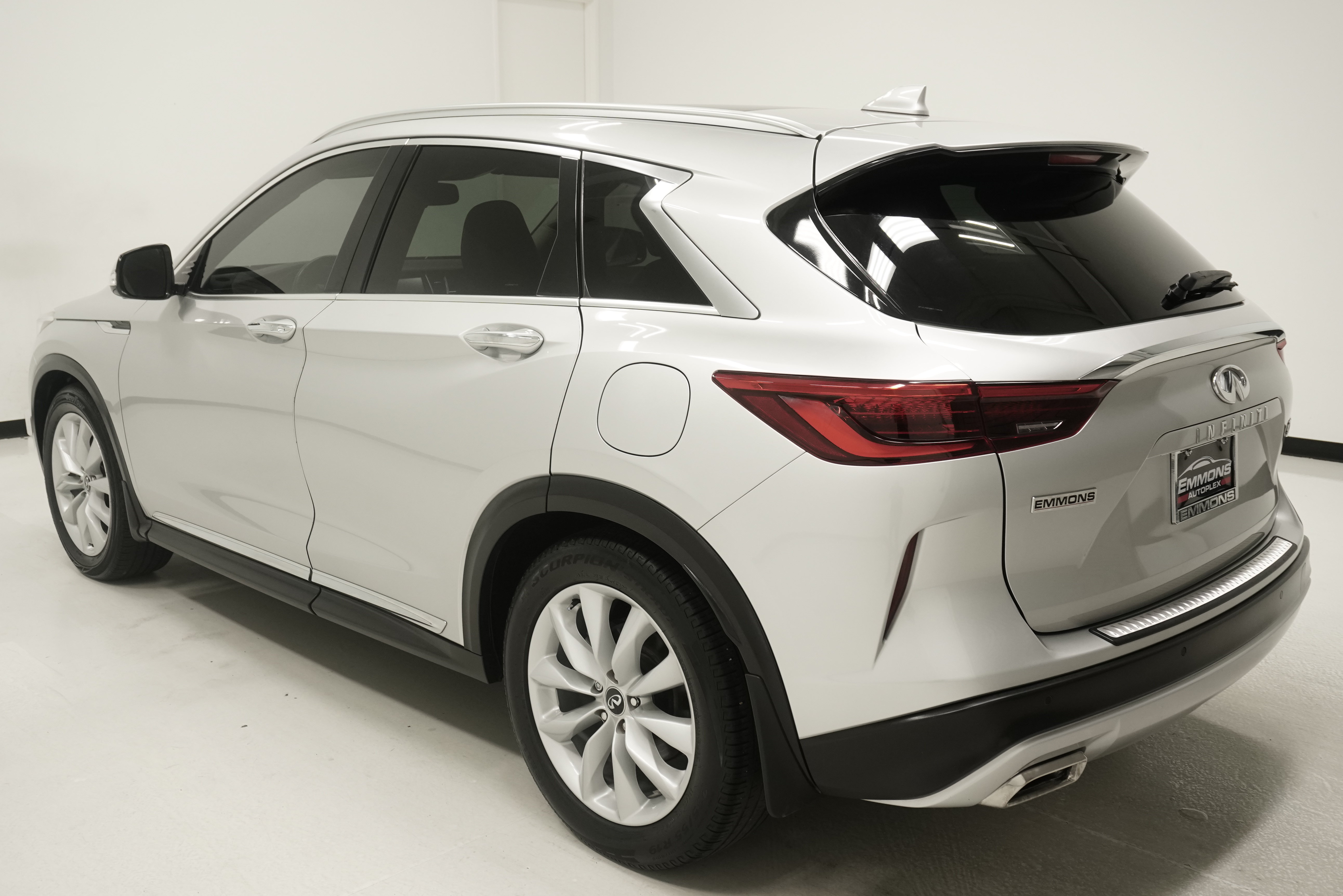 Used 2019 INFINITI QX50 Essential w/ Premium Heat Package FWD image 6