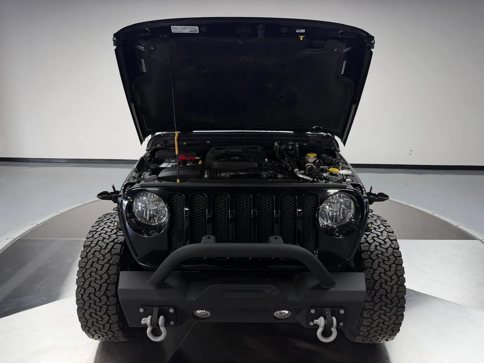 Used 2018 Jeep Wrangler Sport AWD/4WD image 11