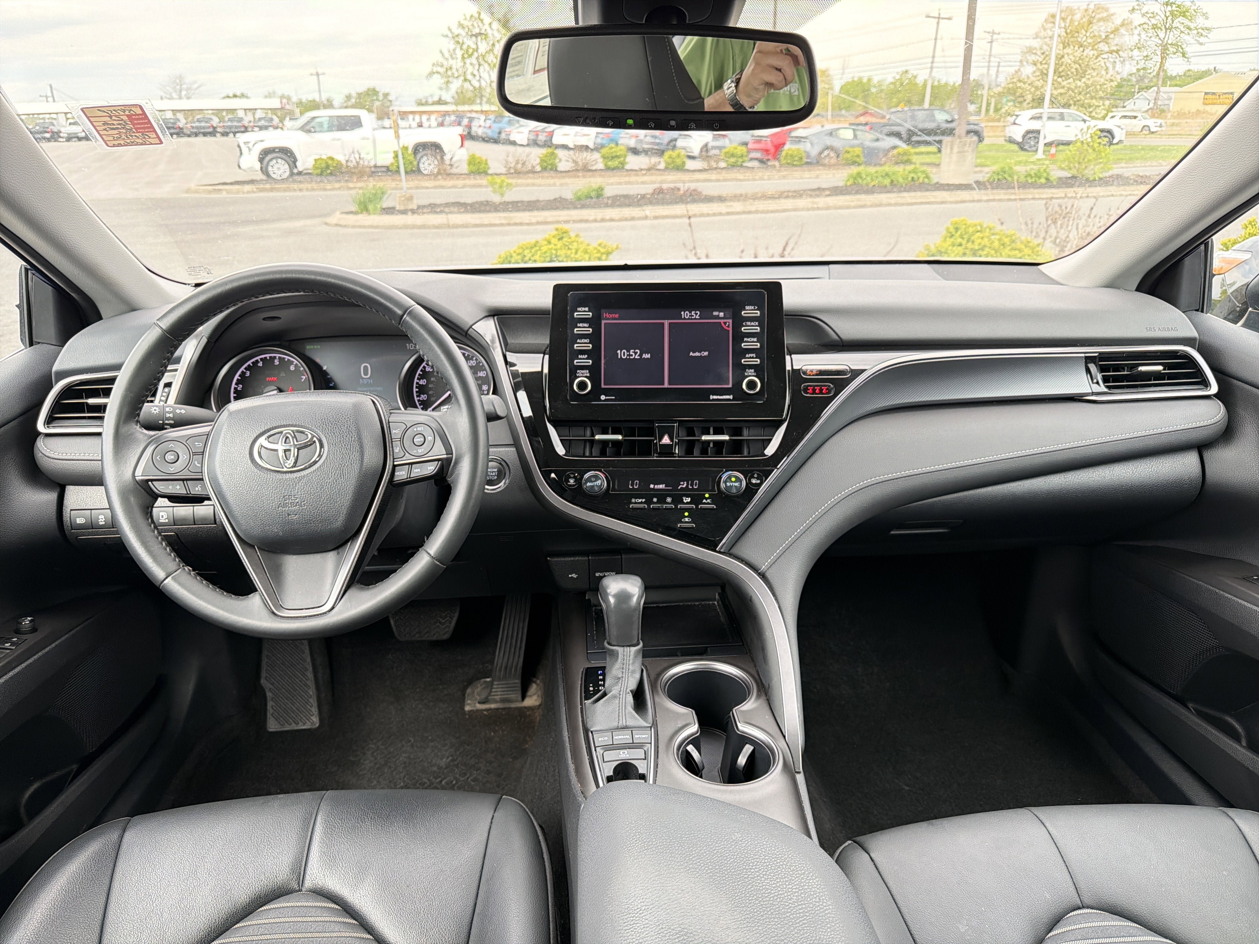 Used 2023 Toyota Camry SE w/ Convenience Package AWD/4WD image 12