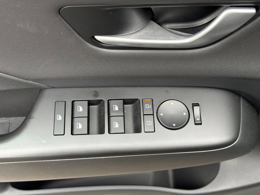 Certified 2024 Hyundai Kona Limited AWD/4WD image 19