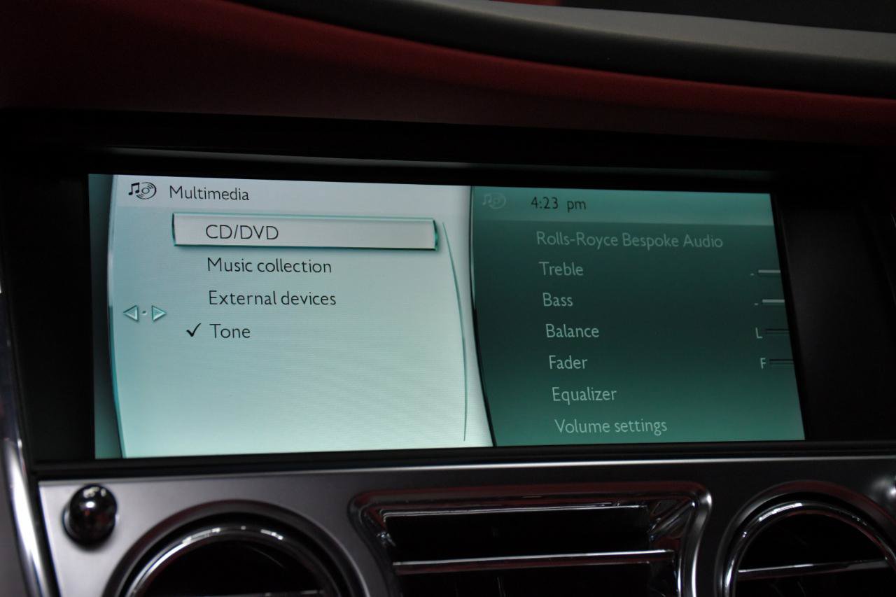Used 2017 Rolls-Royce Wraith RWD image 40
