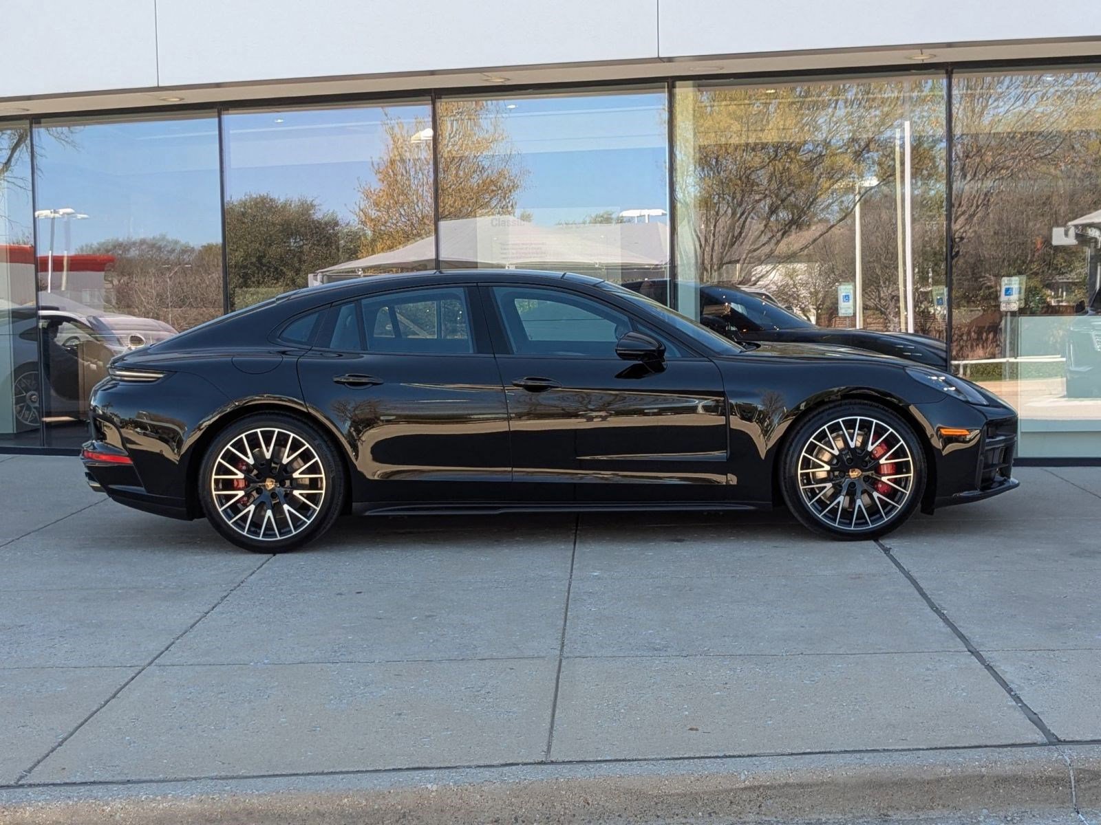 New 2026 Porsche Panamera GTS image 8