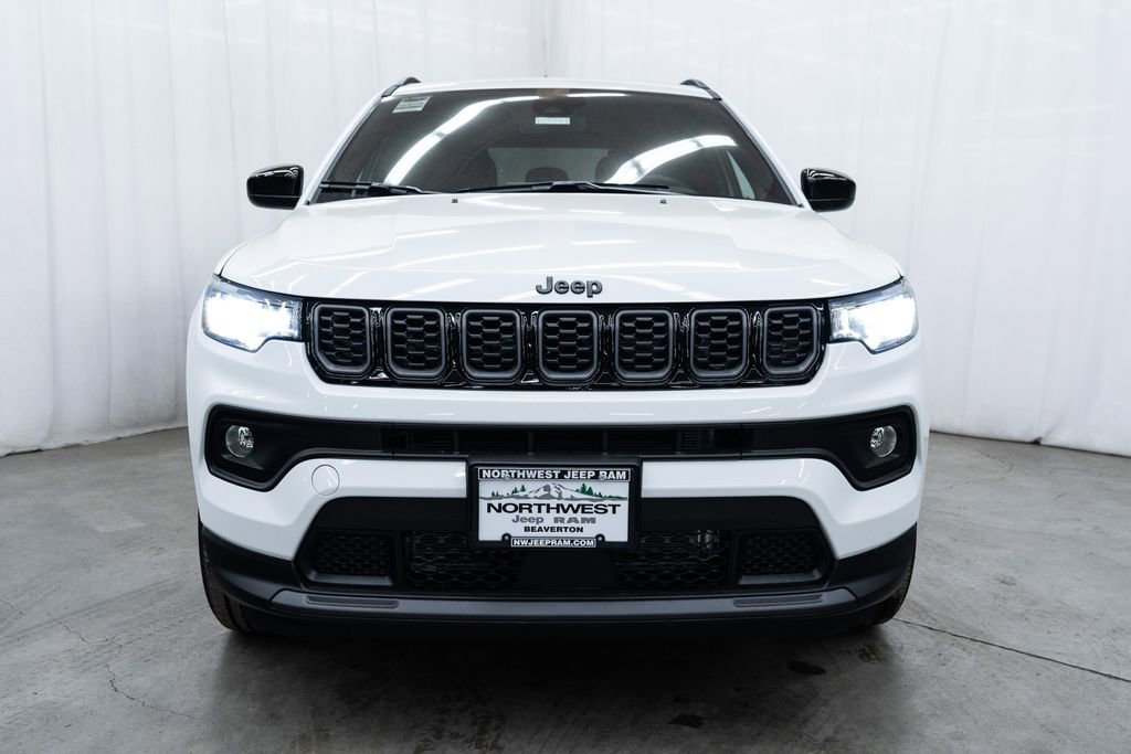 New 2026 Jeep Compass Latitude image 2