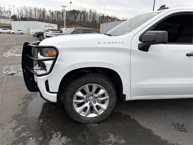 Used 2022 Chevrolet Silverado 1500 Custom image 10