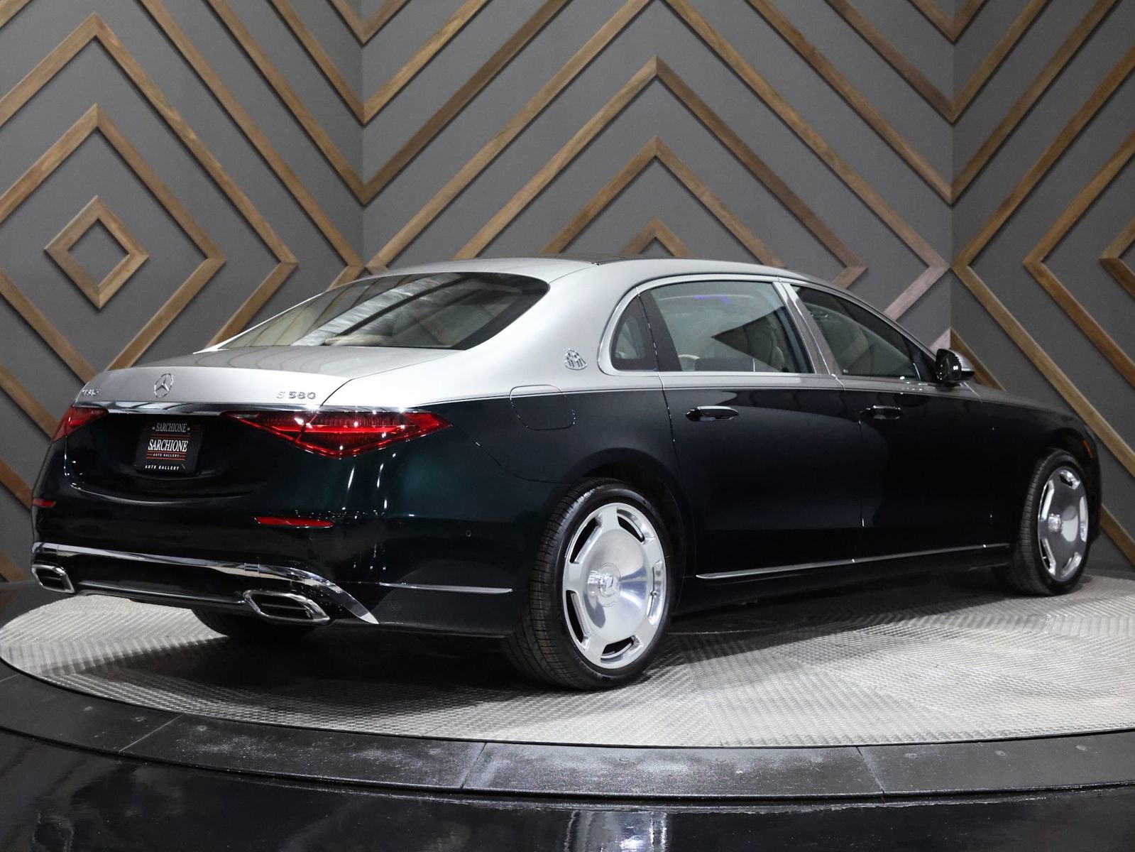 Used 2024 Mercedes-Benz Maybach S 580 4MATIC image 10