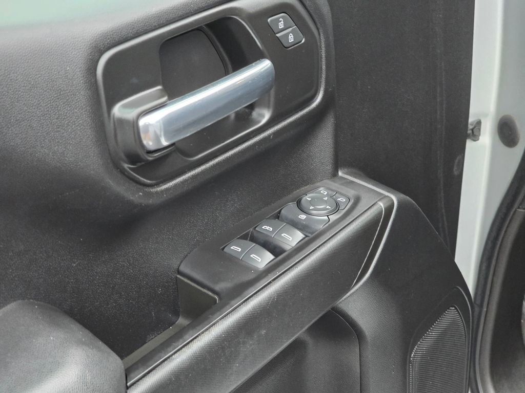 Certified 2021 Chevrolet Silverado 1500 Custom image 37