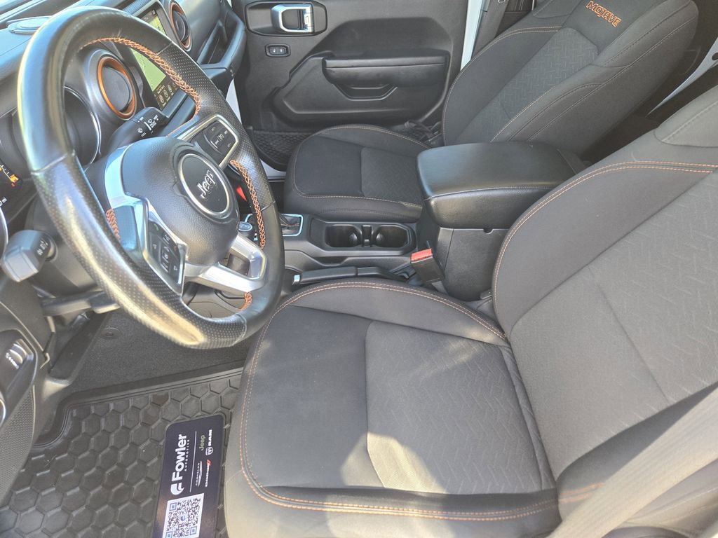 Used 2023 Jeep Gladiator Mojave w/ Cold Weather Group AWD/4WD image 15