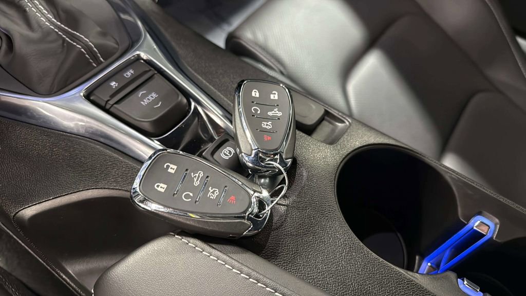 Used 2024 Chevrolet Camaro LT w/ RS Package RWD image 29
