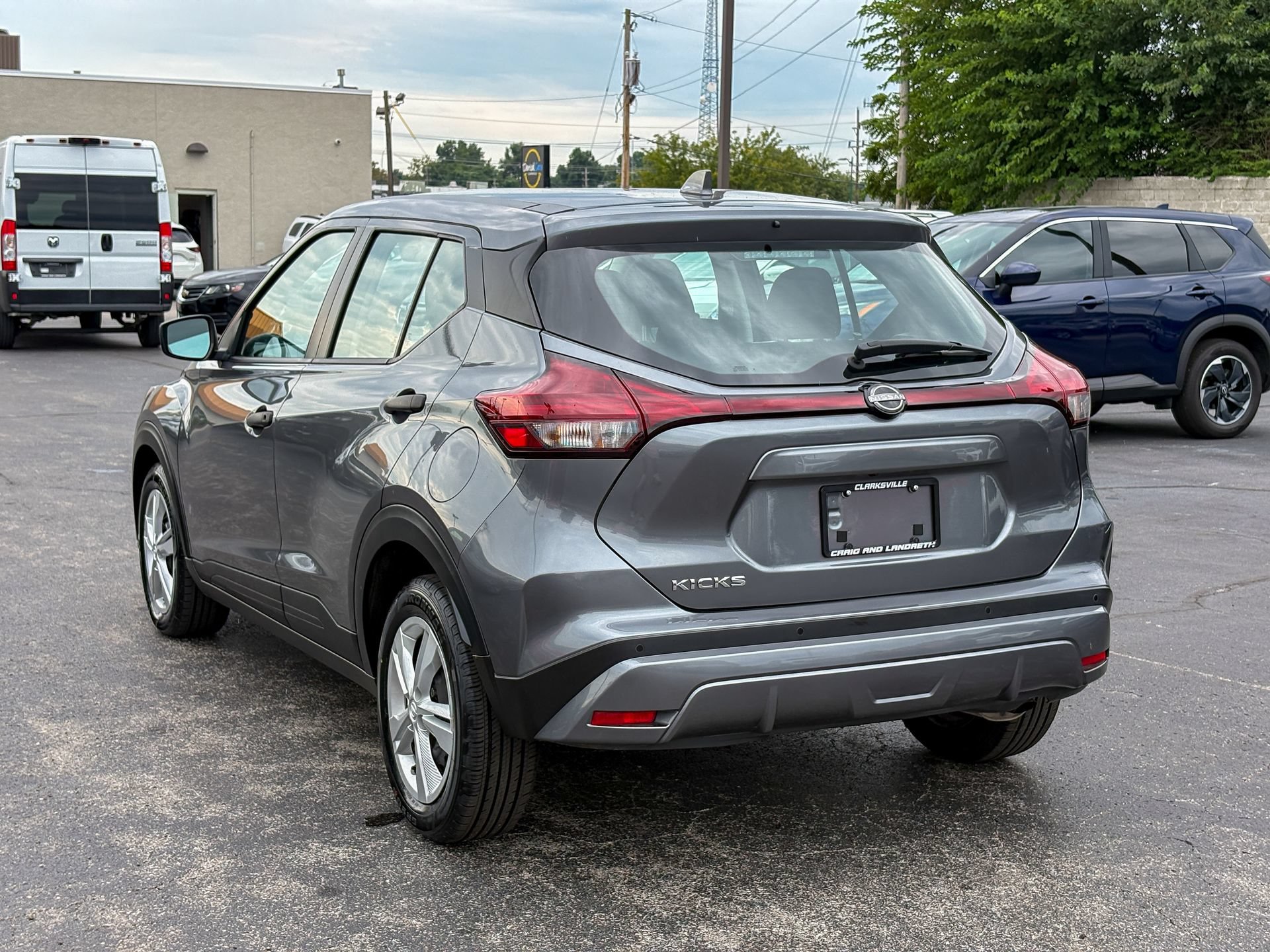Used 2024 Nissan Kicks S FWD image 8
