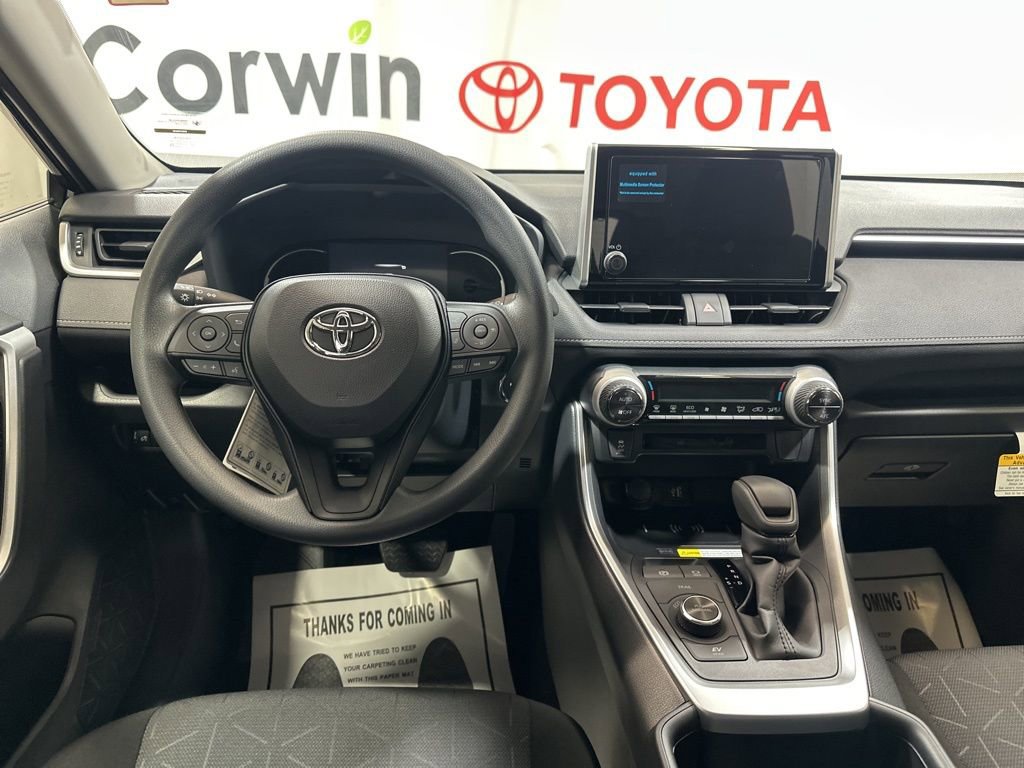 Used 2025 Toyota RAV4 XLE image 20
