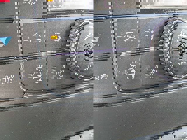 Used 2019 Dodge Grand Caravan GT image 25