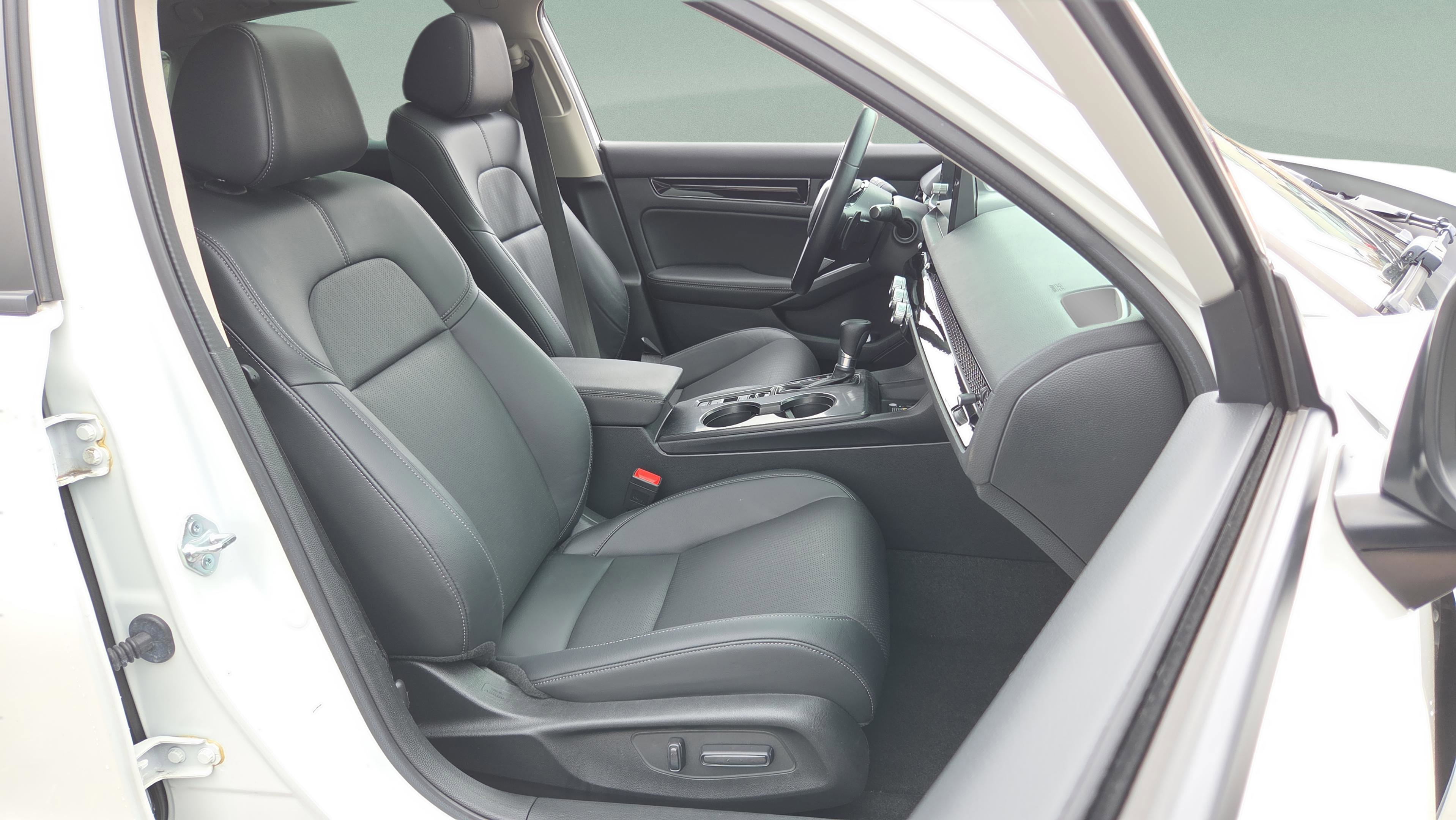 Used 2023 Honda Civic Touring image 23