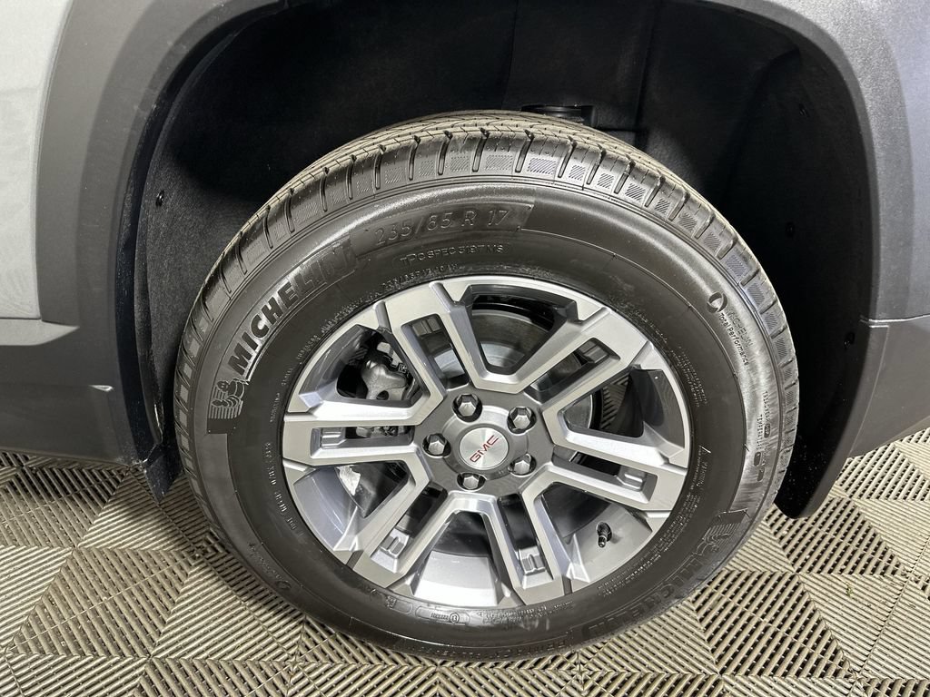 Used 2026 GMC Terrain Elevation AWD/4WD image 34