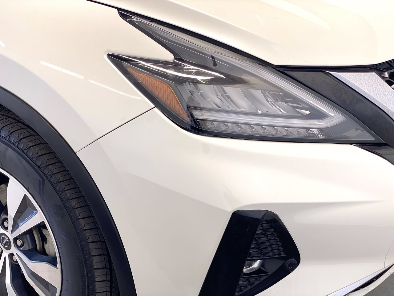 Used 2023 Nissan Murano SV FWD image 11