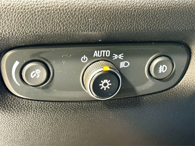 Used 2019 Chevrolet Traverse LT image 8