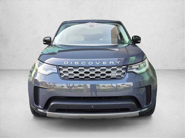 Certified 2025 Land Rover Discovery S AWD/4WD image 2