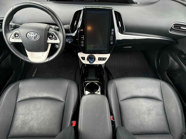 Used 2017 Toyota Prius Prime image 16