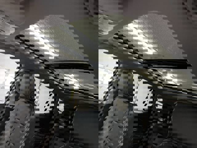 Certified 2018 GMC Terrain SLT w/ Preferred Package image 18