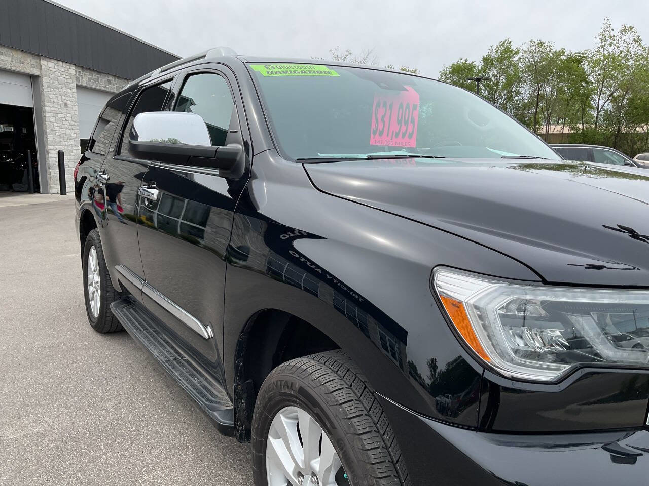 Used 2018 Toyota Sequoia Platinum AWD/4WD image 11