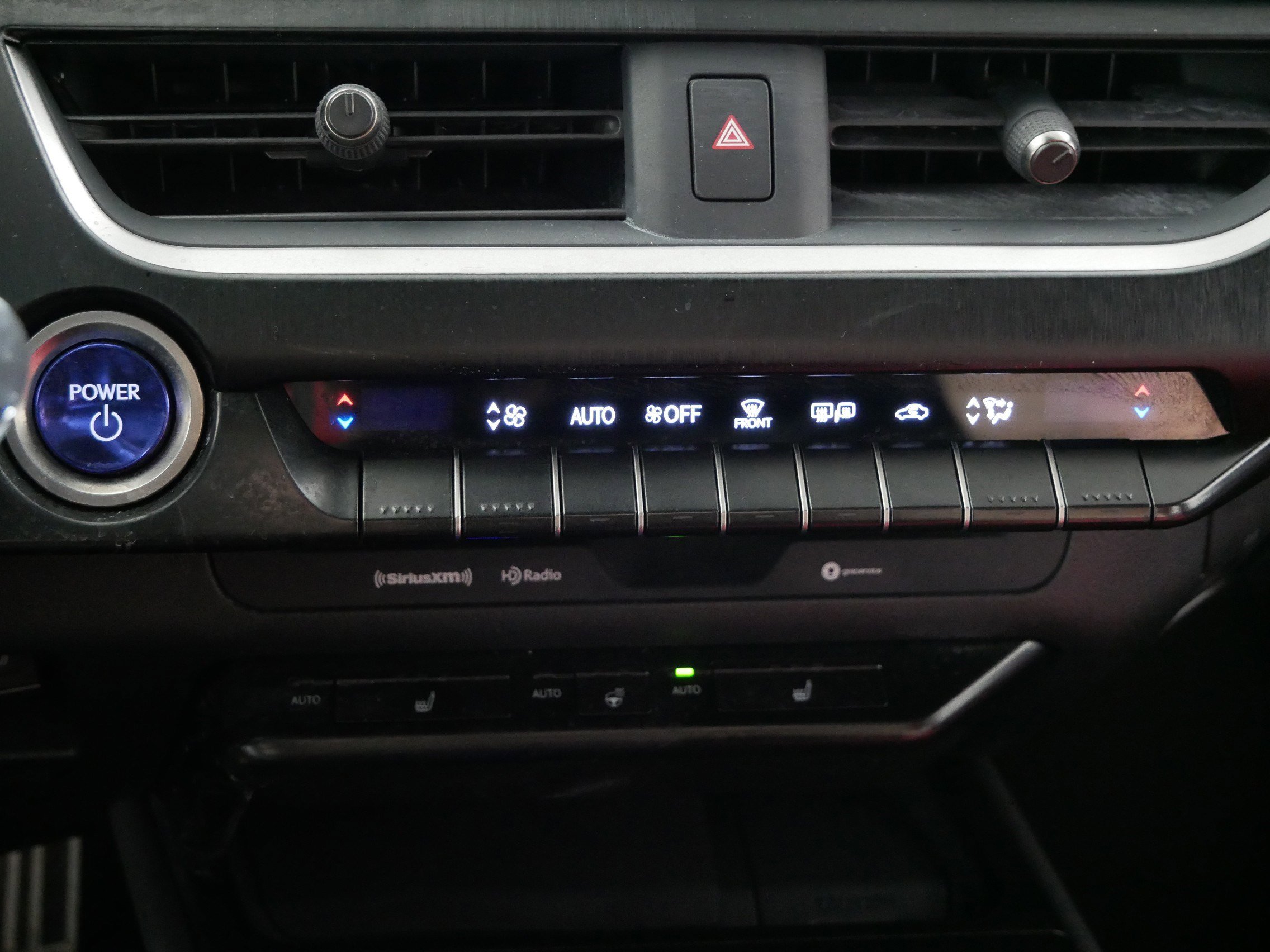 Used 2020 Lexus UX 250h F Sport image 23