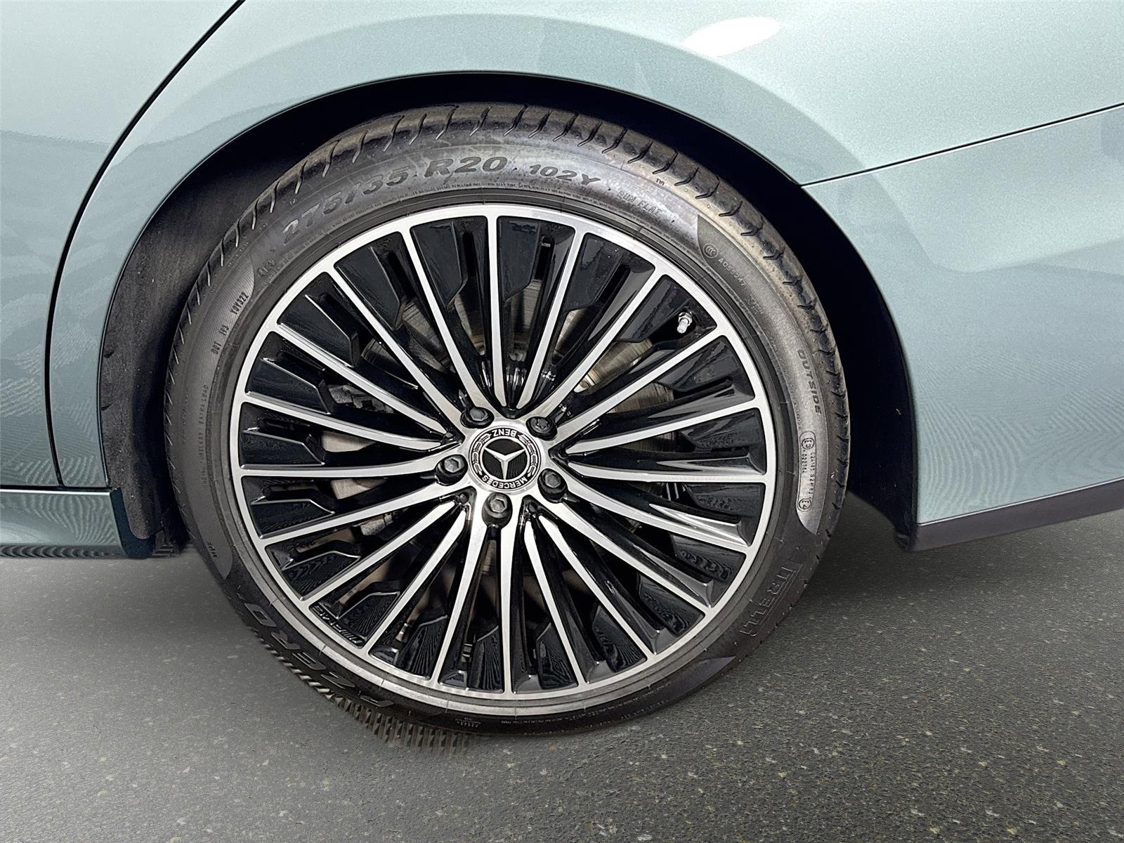Used 2025 Mercedes-Benz E 450 4MATIC Sedan image 34