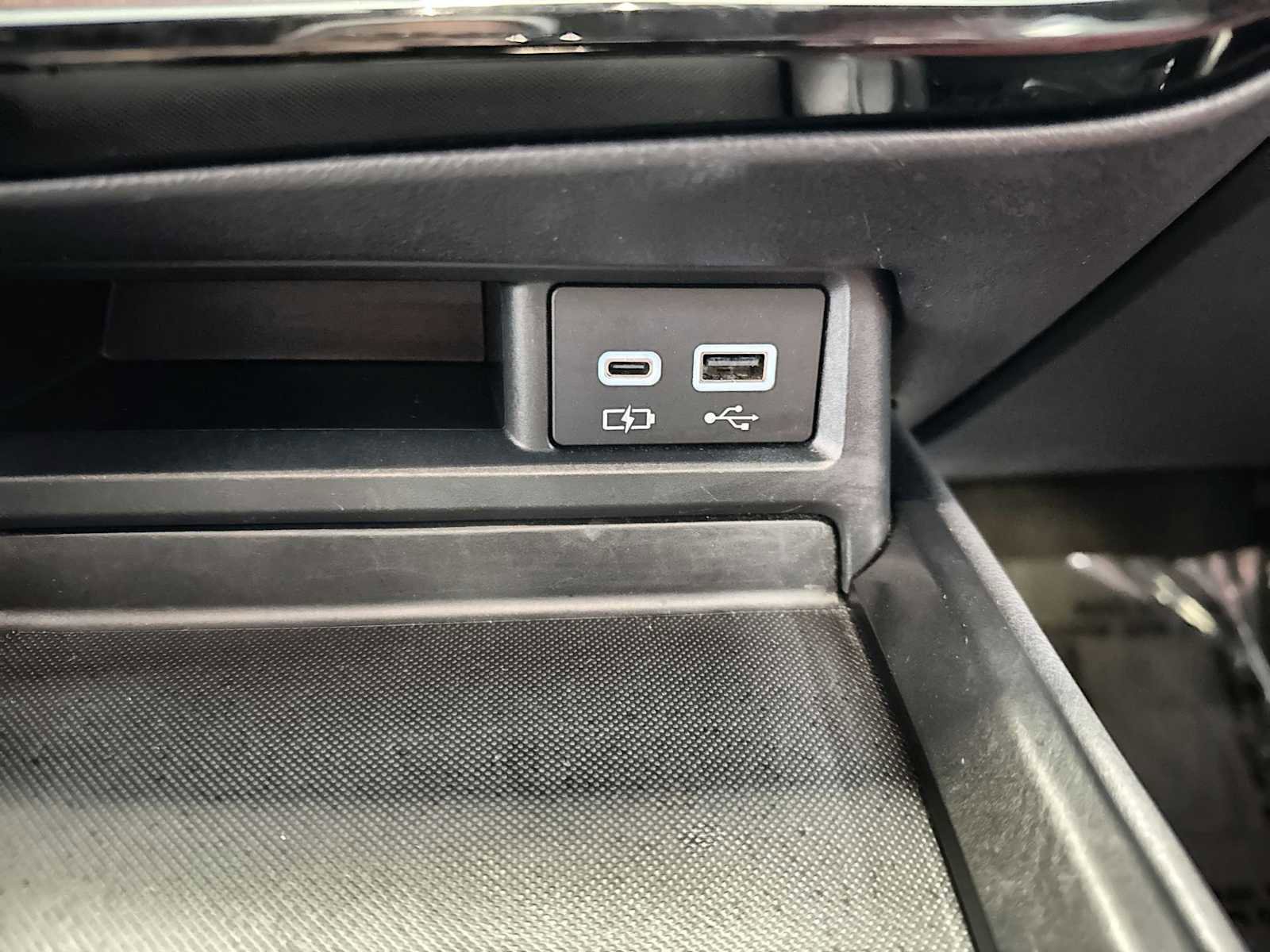 Used 2022 Lexus NX 250 FWD w/ Accessory Package 2 image 31