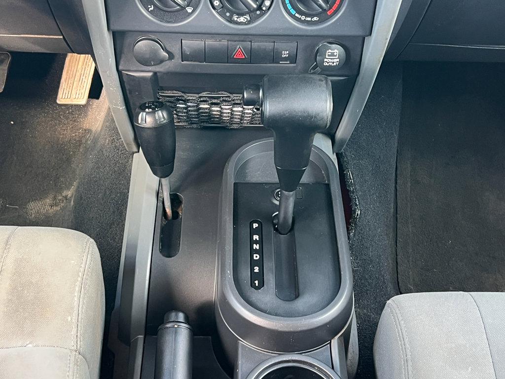 Used 2010 Jeep Wrangler Unlimited Sport AWD/4WD image 27