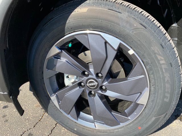 New 2026 Nissan Rogue SV image 10