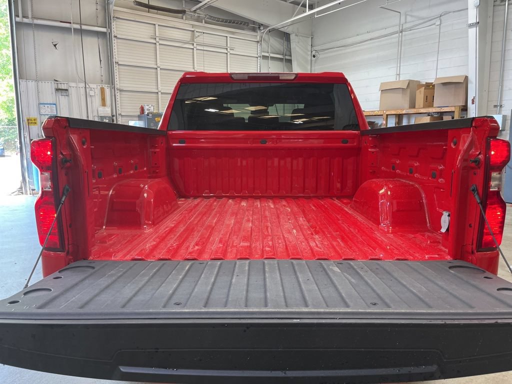 Used 2024 Chevrolet Silverado 1500 Custom AWD/4WD image 5