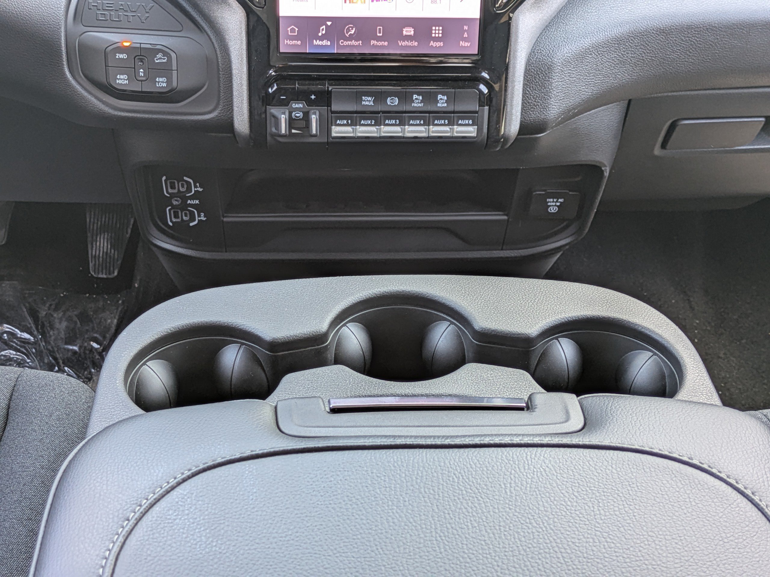 New 2026 RAM 2500 Warlock AWD/4WD image 16