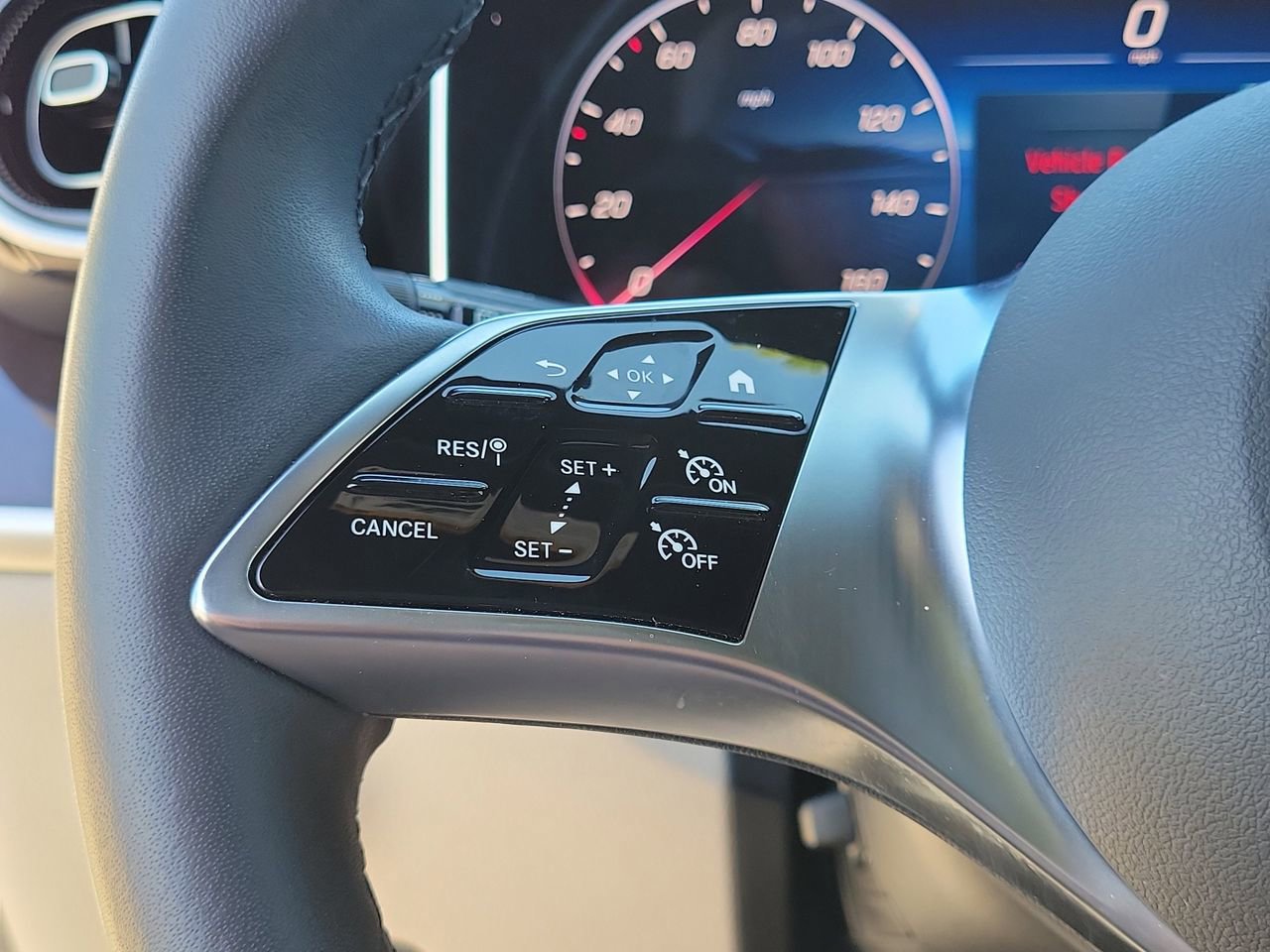 Used 2026 Mercedes-Benz GLC 300 image 29