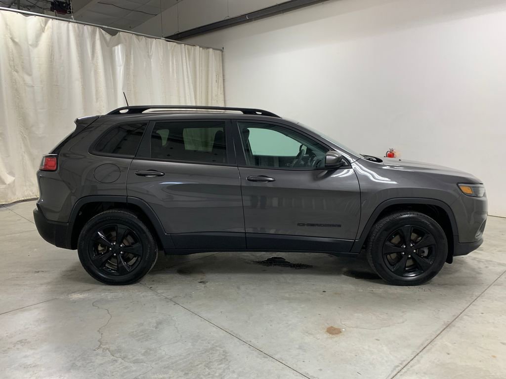 Used 2021 Jeep Cherokee Latitude Plus image 28