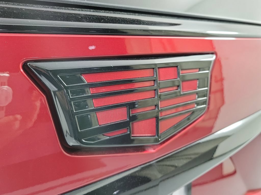 Certified 2025 Cadillac Escalade V w/ LPO, Floor Liner Package AWD/4WD image 8