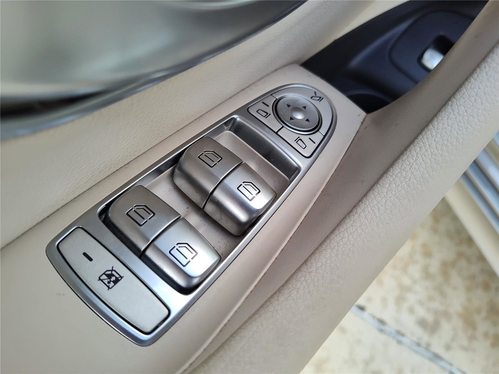 Used 2022 Mercedes-Benz E 450 4MATIC Sedan image 14