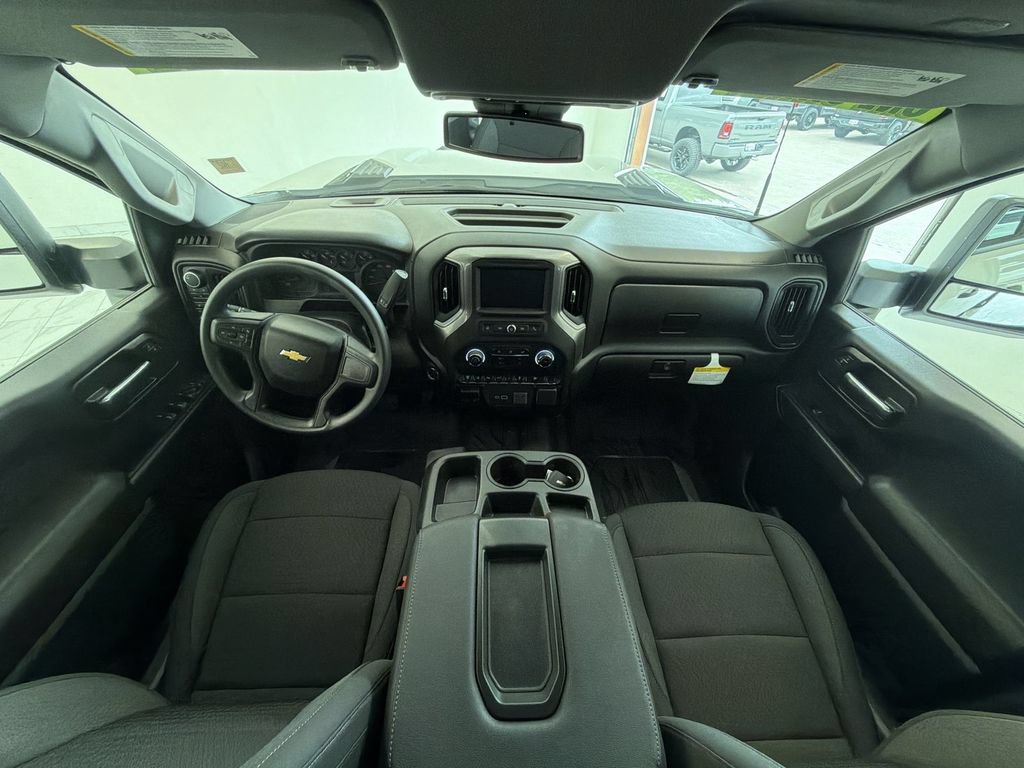 Used 2025 Chevrolet Silverado 2500 Custom w/ Custom Value Package AWD/4WD image 21