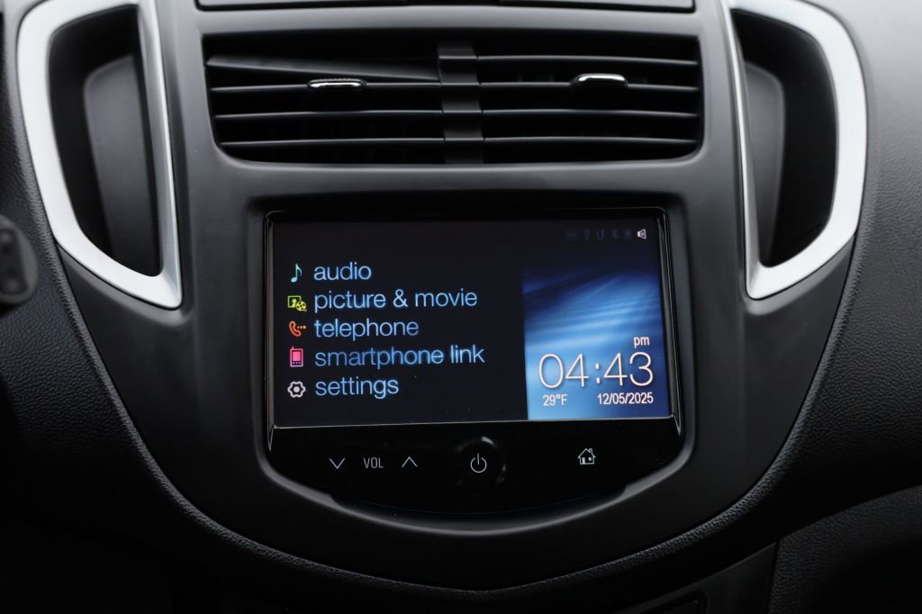 Used 2016 Chevrolet Trax LS FWD image 33