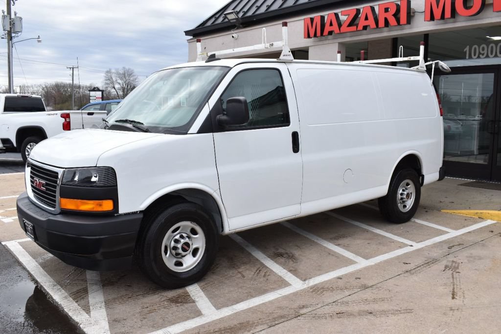 Used 2018 GMC Savana 2500 w/ Communications Package RWD image 8