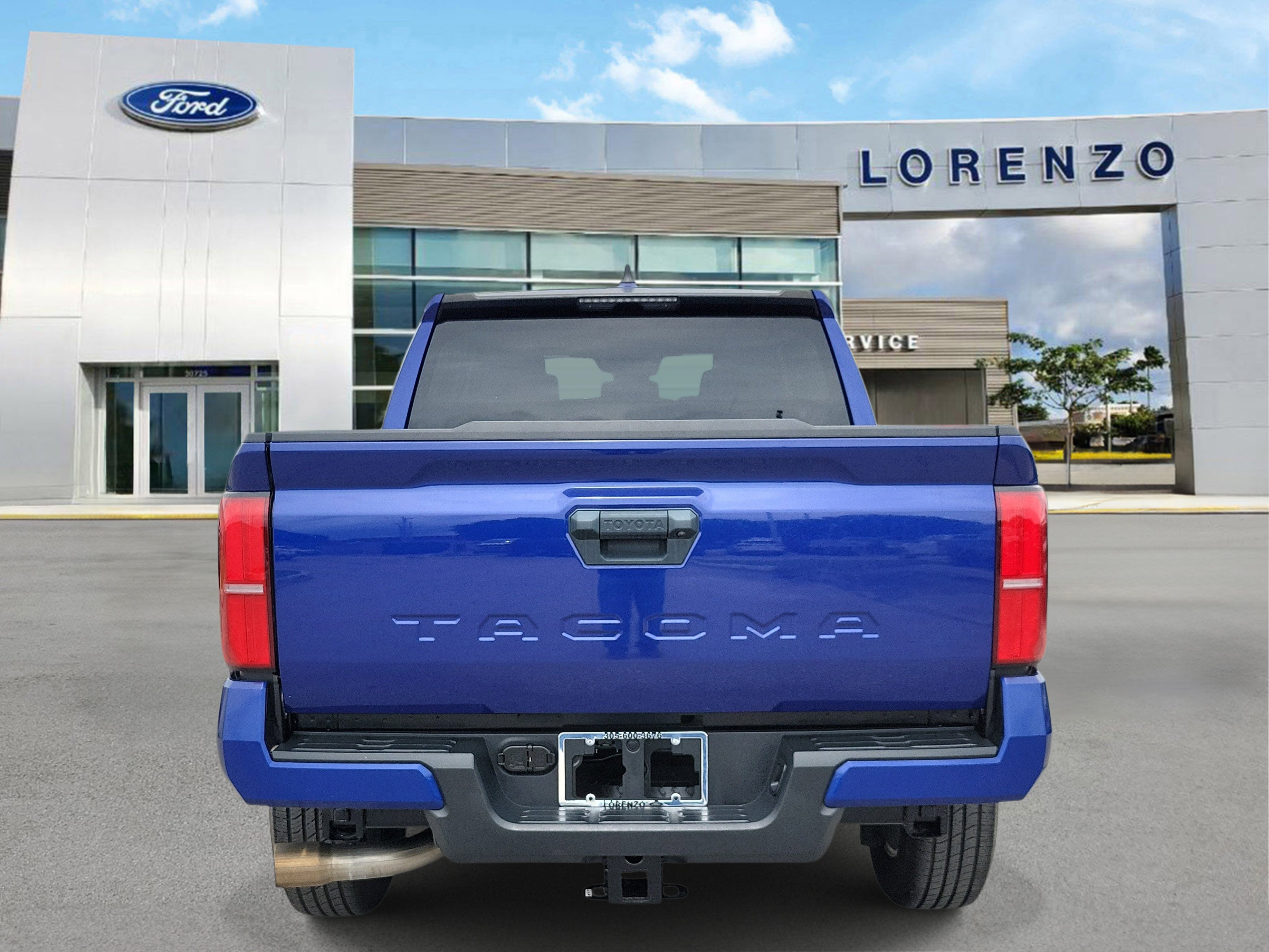 Used 2024 Toyota Tacoma SR5 RWD image 6