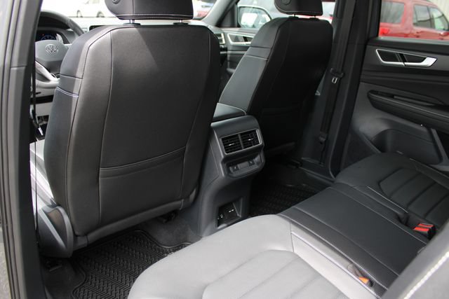 New 2026 Volkswagen Atlas Cross Sport SEL R-Line AWD/4WD image 23